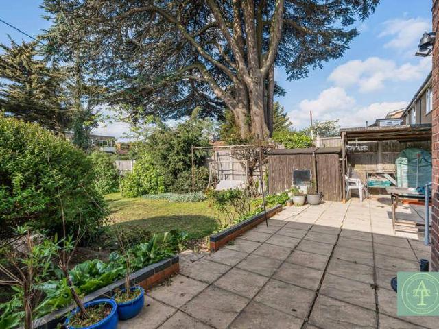 3 bed house for sale