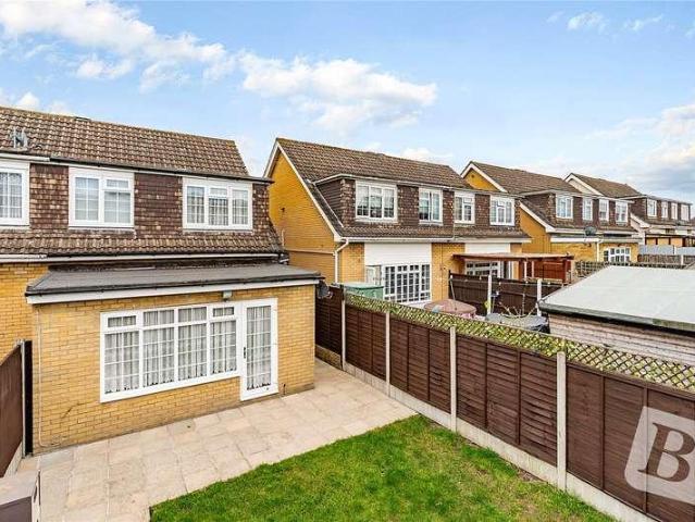 3 bed house for sale