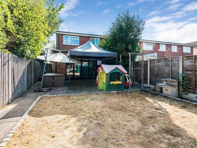 3 bed house for sale