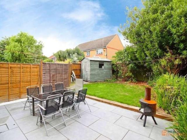 3 bed house for sale