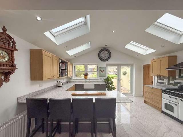 3 bed house for sale