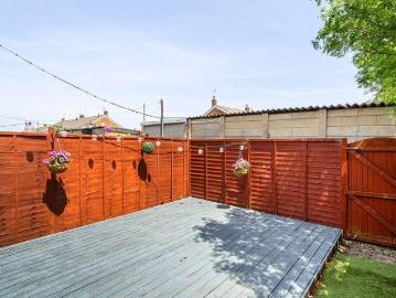 3 bed house for sale