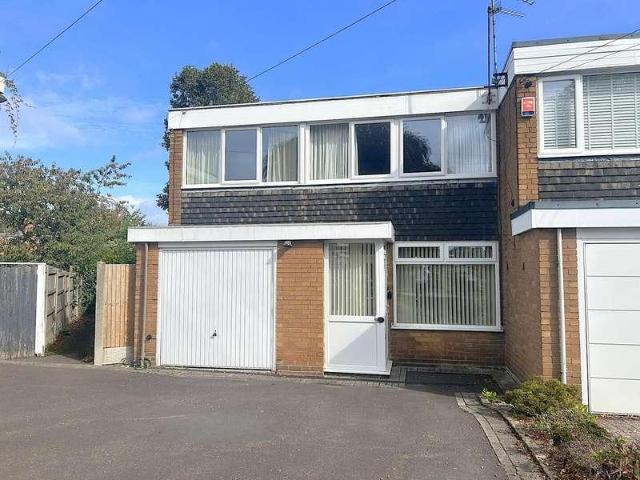 3 bed house for sale