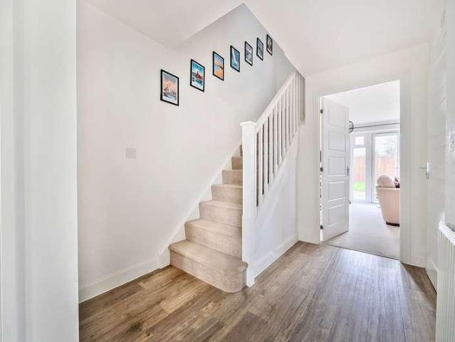 3 bed house for sale