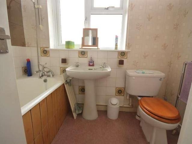 3 bed house for sale