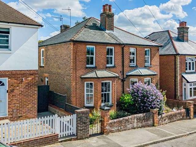 3 bed house for sale