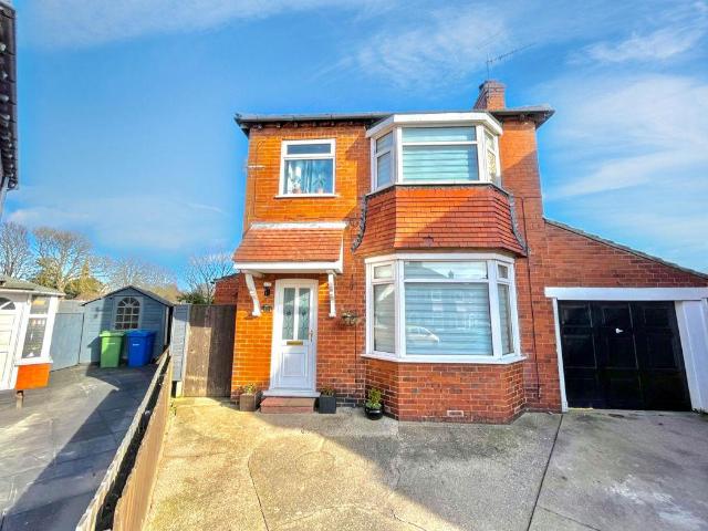 3 bed house for sale
