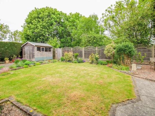 3 bed house for sale