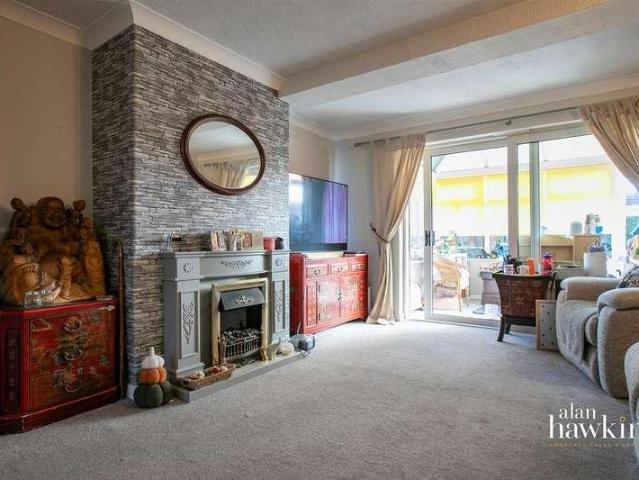 3 bed house for sale