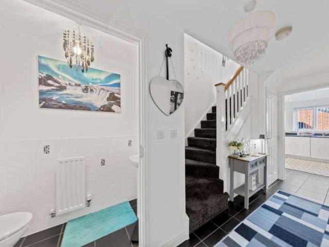 3 bed house for sale