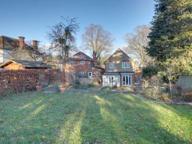 3 bed house for sale