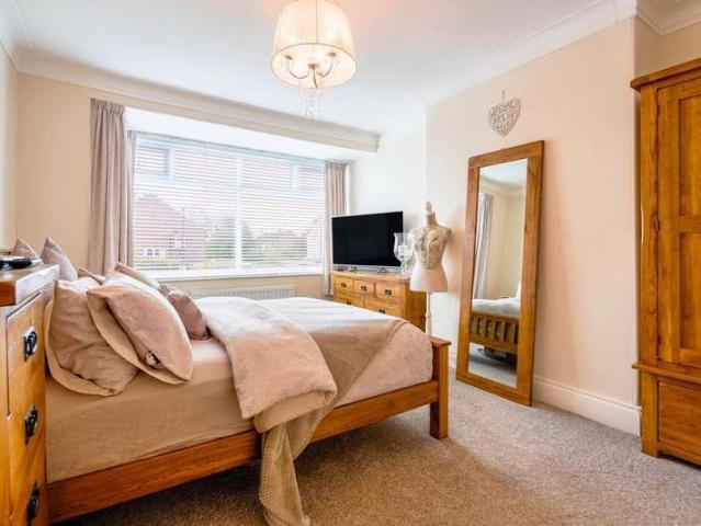 3 bed house for sale