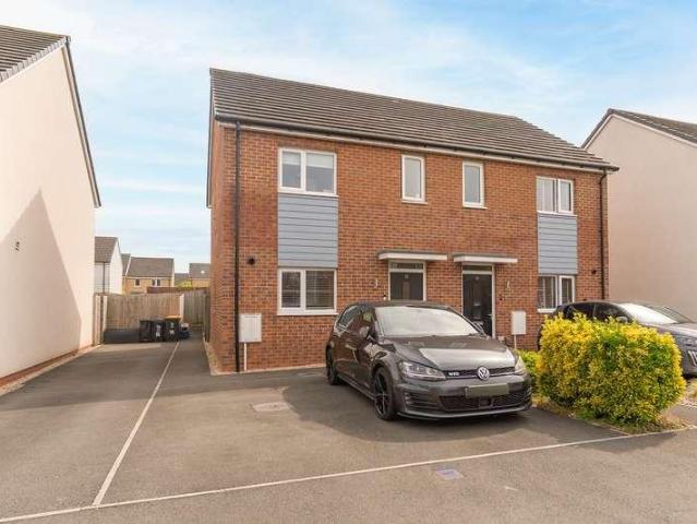 3 bed house for sale