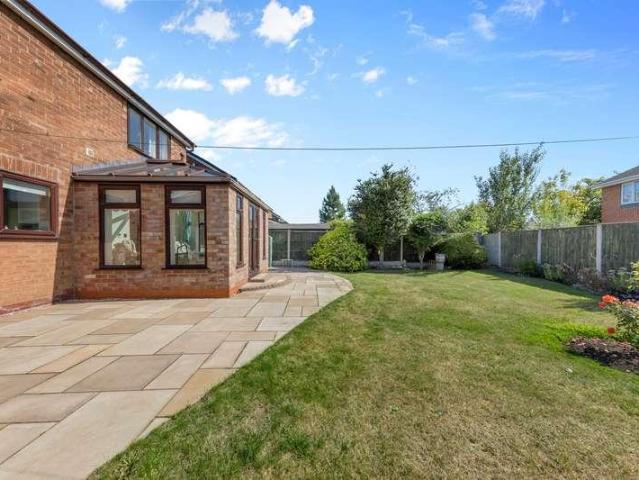 3 bed house for sale