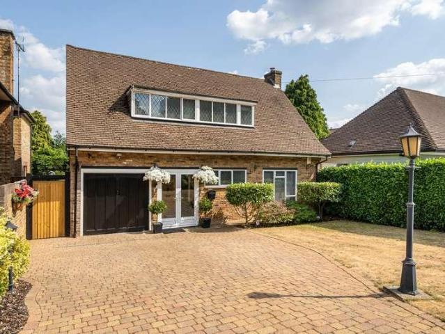 3 bed house for sale