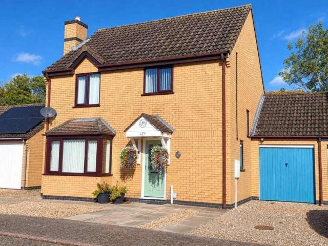 3 bed house for sale