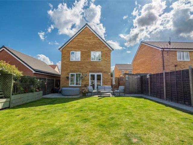 3 bed house for sale