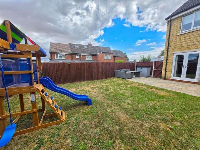3 bed house for sale