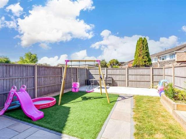 3 bed house for sale