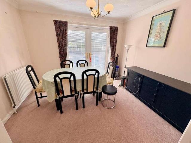 3 bed house for sale