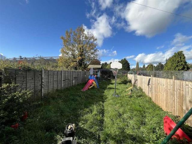 3 bed house for sale