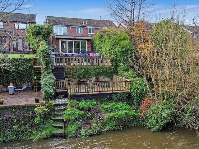 3 bed house for sale