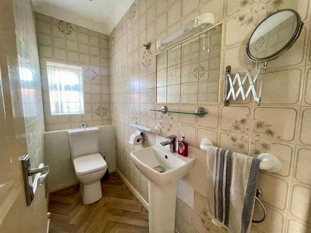 3 bed house for sale