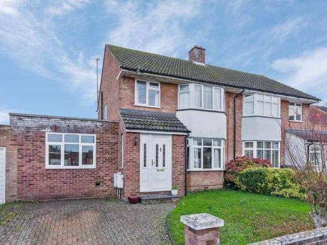 3 bed house for sale