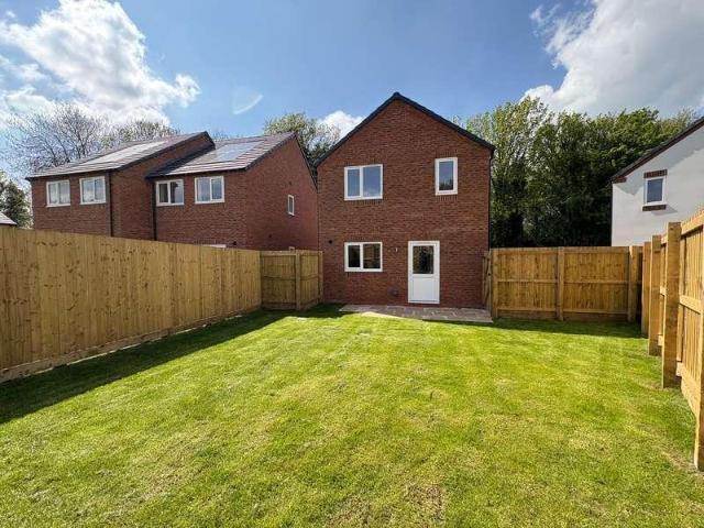 3 bed house for sale