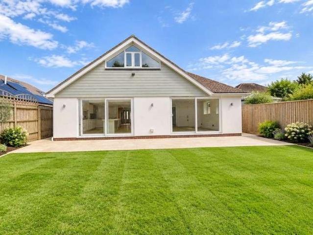 3 bed house for sale