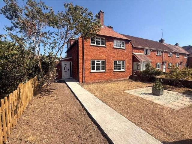 3 bed house for sale