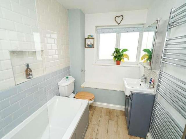 3 bed house for sale