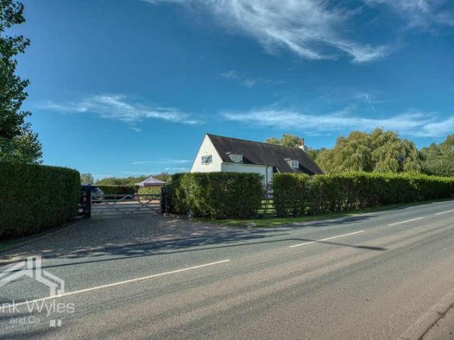3 bed house for sale