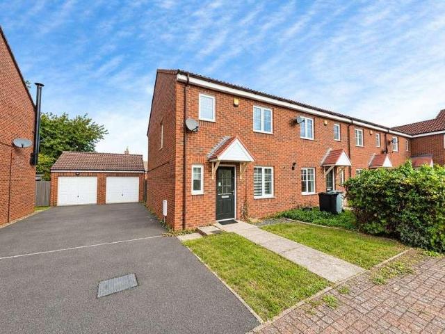 3 bed house for sale