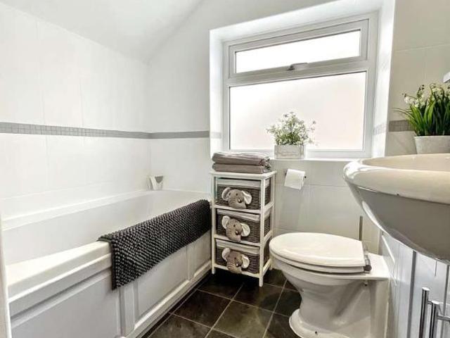 3 bed house for sale
