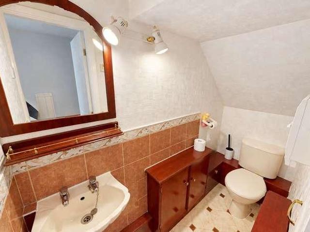 3 bed house for sale