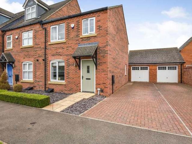 3 bed house for sale