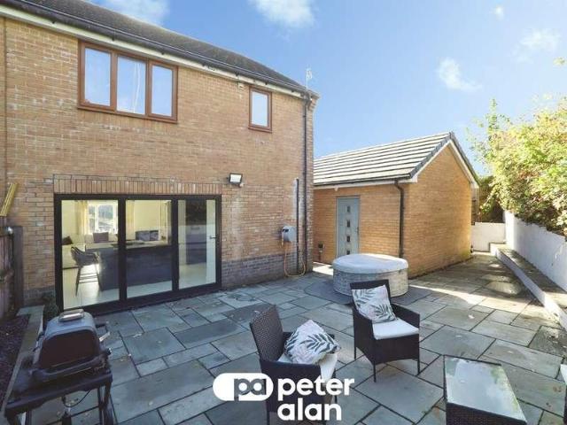 3 bed house for sale