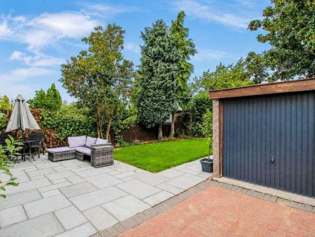 3 bed house for sale