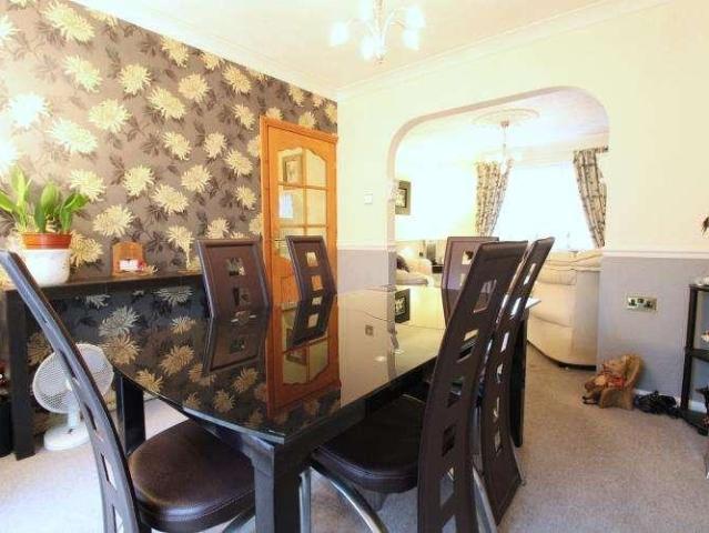 3 bed house for sale