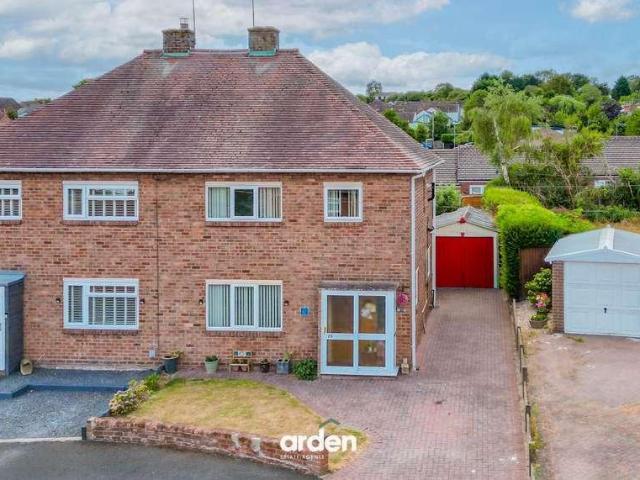 3 bed house for sale