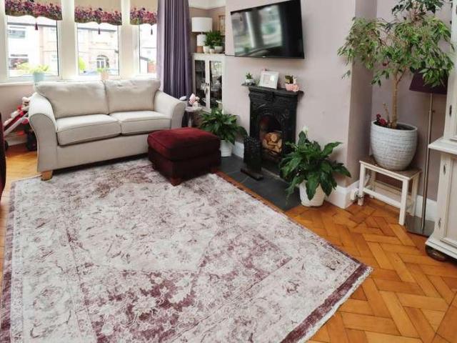 3 bed house for sale