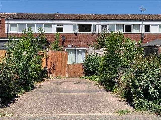 3 bed house for sale