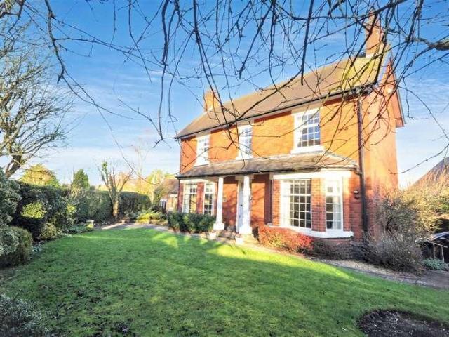 3 bed house for sale