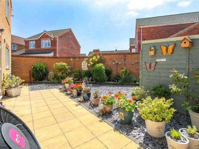 3 bed house for sale