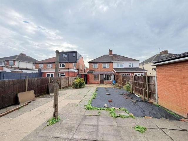 3 bed house for sale