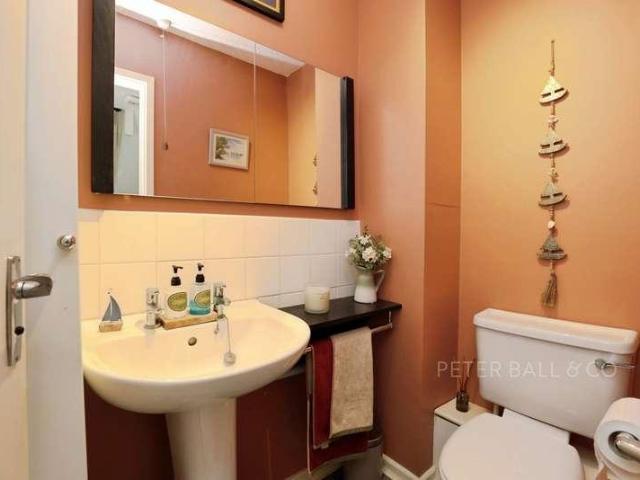 3 bed house for sale
