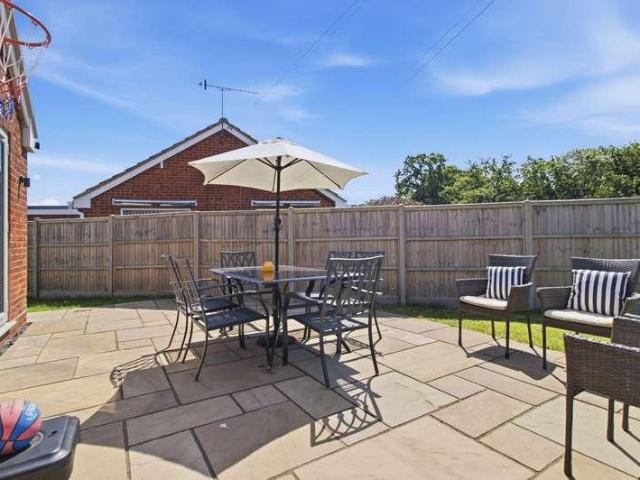 3 bed house for sale