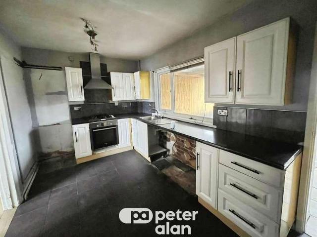 3 bed house for sale