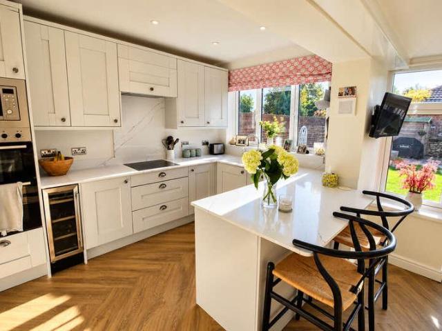 3 bed house for sale